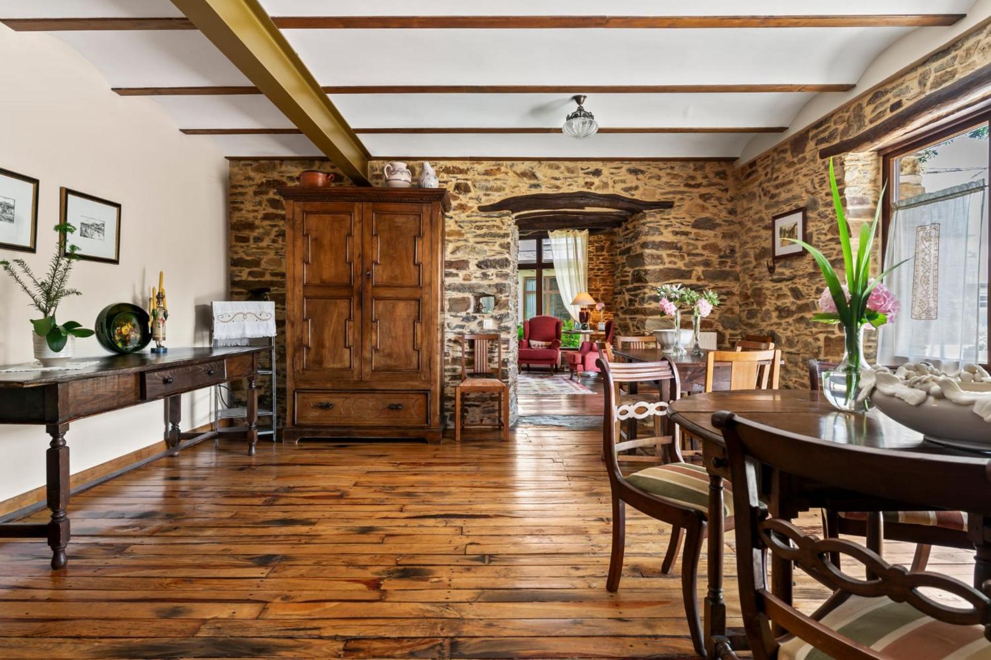 Casa Peleyon Bed & Breakfast Кастропол Екстериор снимка