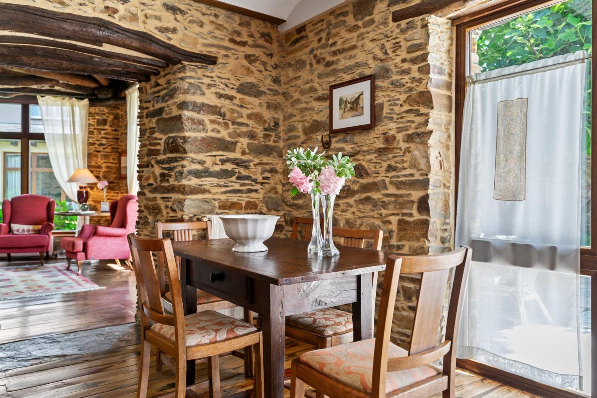 Casa Peleyon Bed & Breakfast Кастропол Екстериор снимка